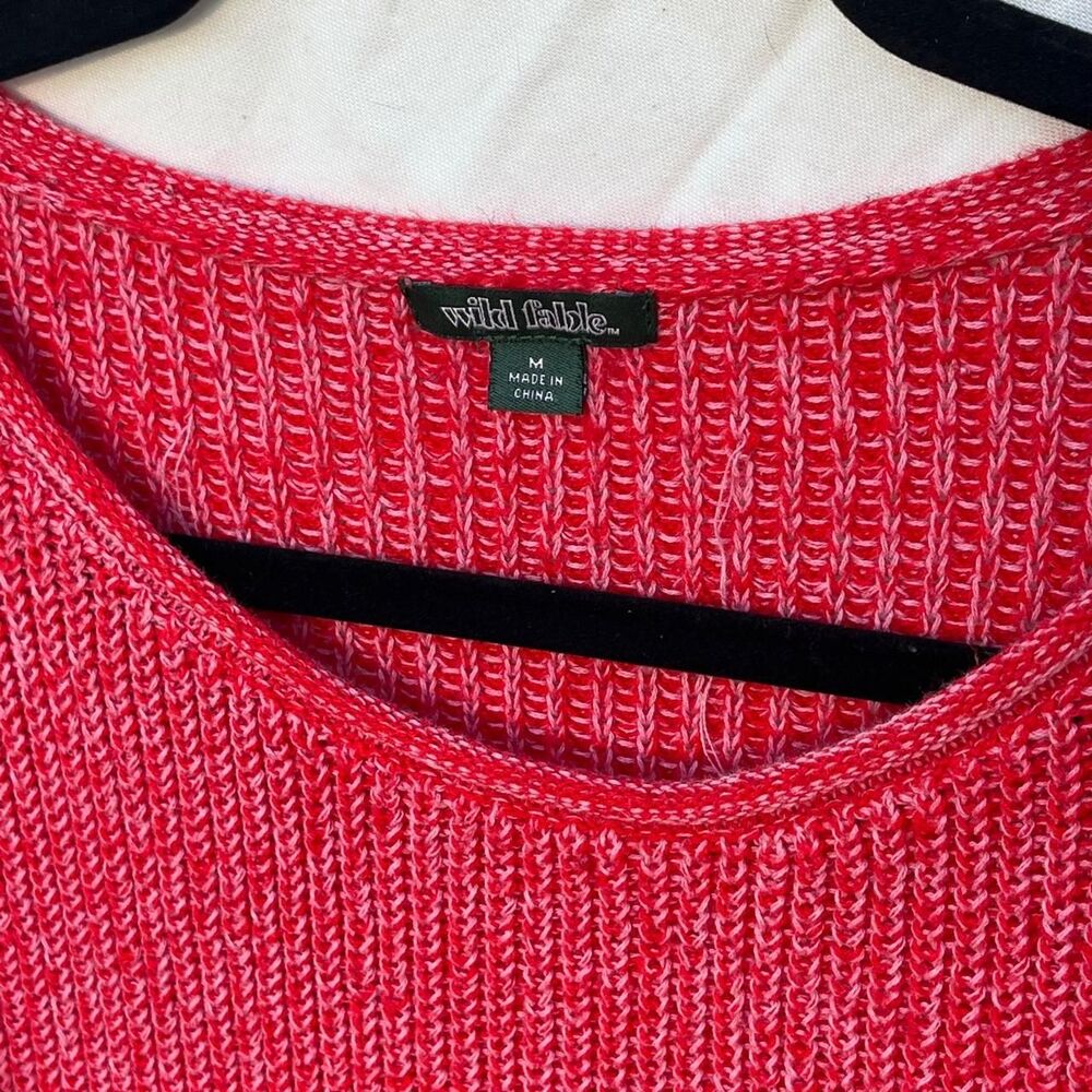Wild Fable red & pink knit sweater in size M